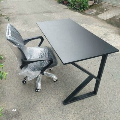 bàn làm việc chữ K