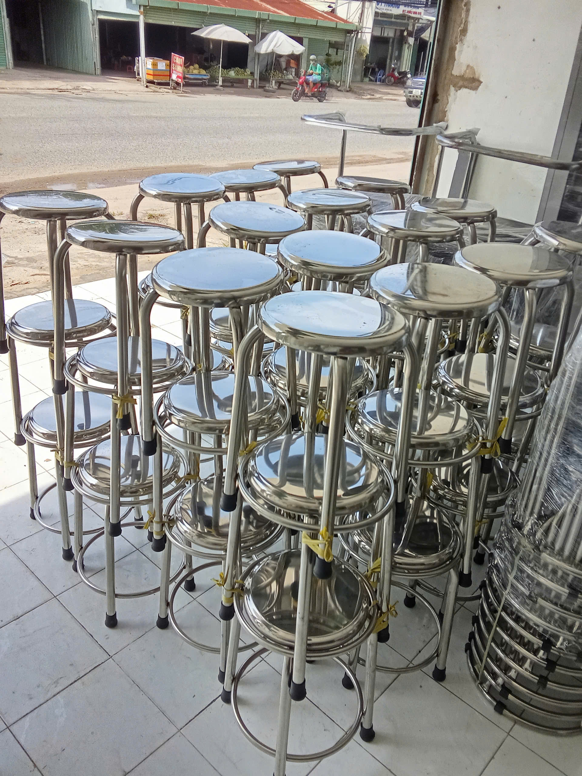 Ghế đôn inox Ngọc Thịnh