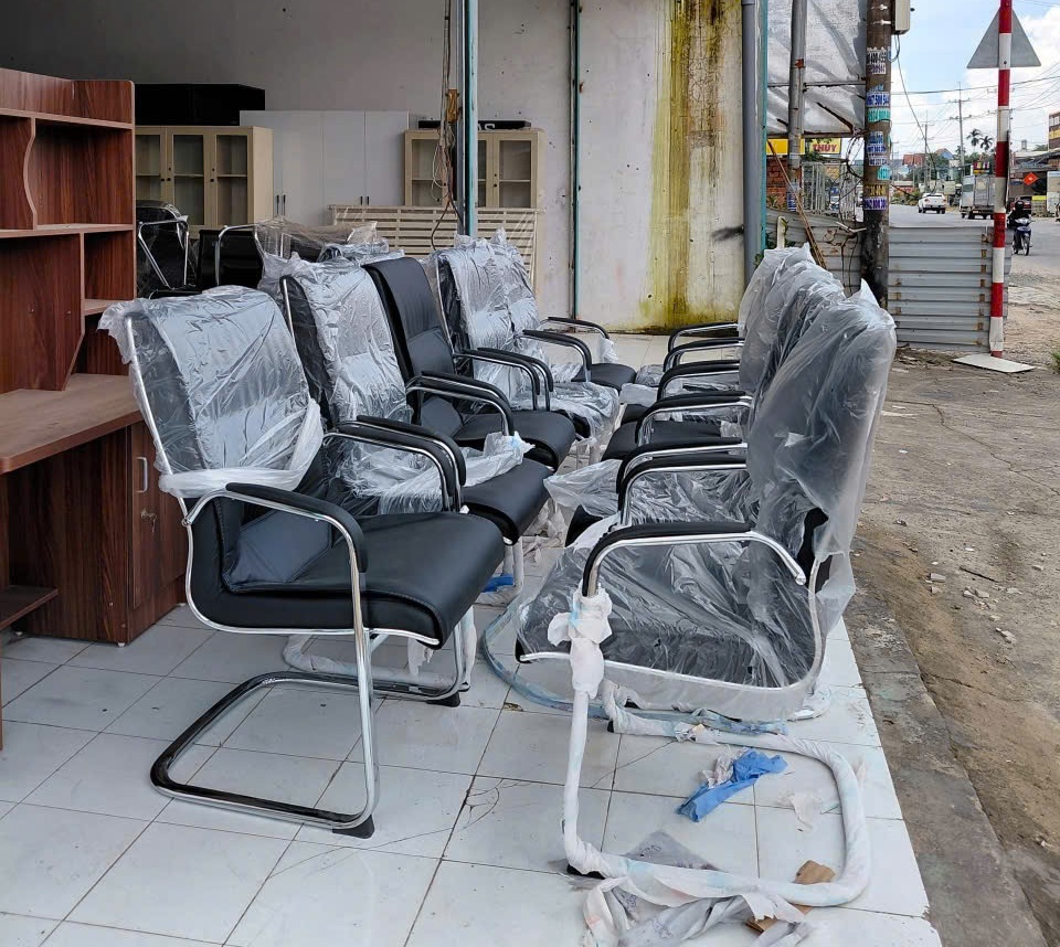 ghế văn phòng mua ở đâu