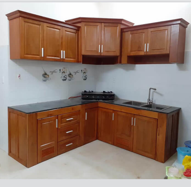 Tủ bếp gỗ tự nhiên Ngọc Thịnh